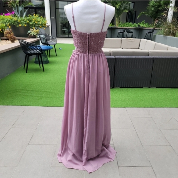 Lilac ✦ Silver Sequin Lace Gown ✦ w/ Cutout Waist Sweetheart Neckline Sz 3 NWT - Picture 8 of 17